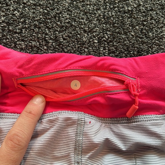 Lululemon Speed Up Short - Picture 3 of 3